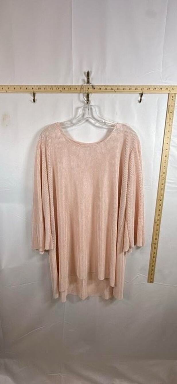 Cato 14/16W Pink Plisse Pleated Top Metallic Shimmer Long Sleeve Blouse Tunic